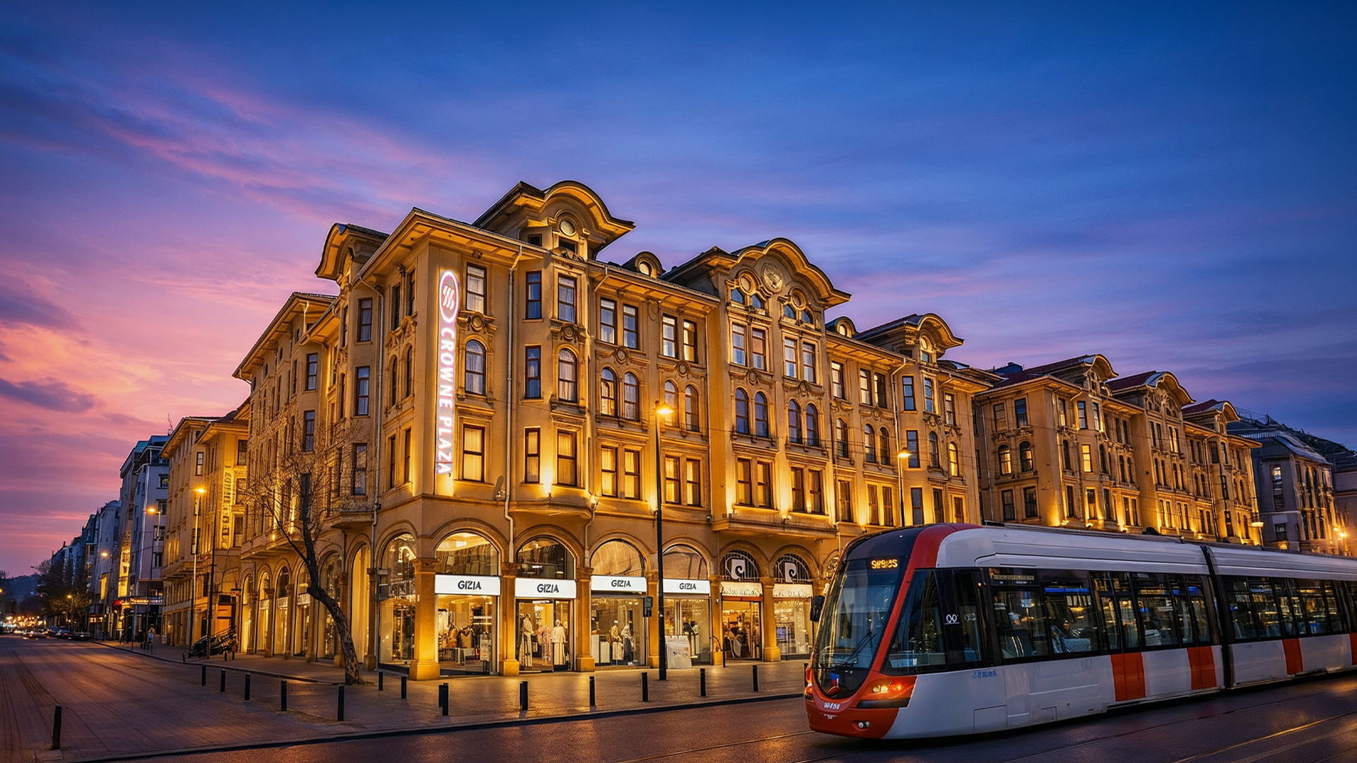 Crowne Plaza Old City Video